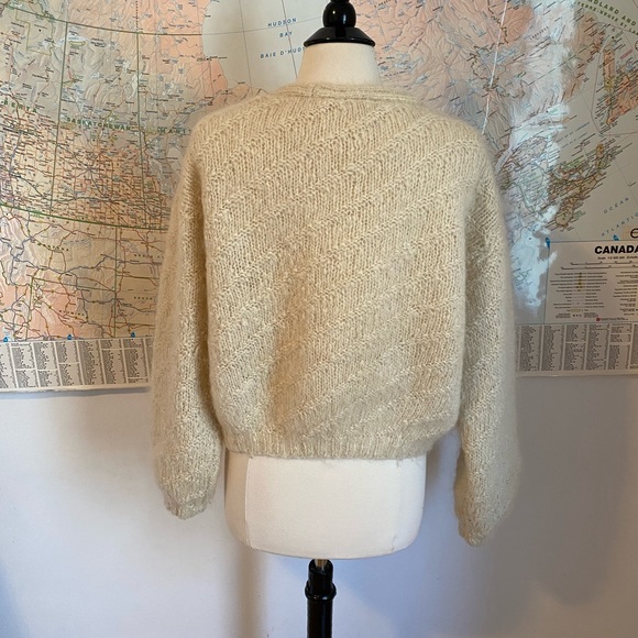 Vintage wool cardigan knit S/M - Picture 2 of 4
